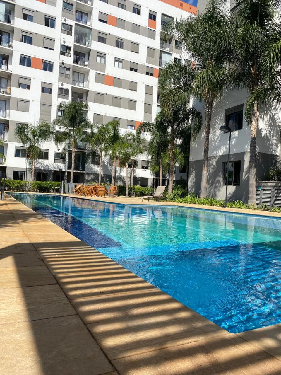 Confortavel E Com Piscina Em