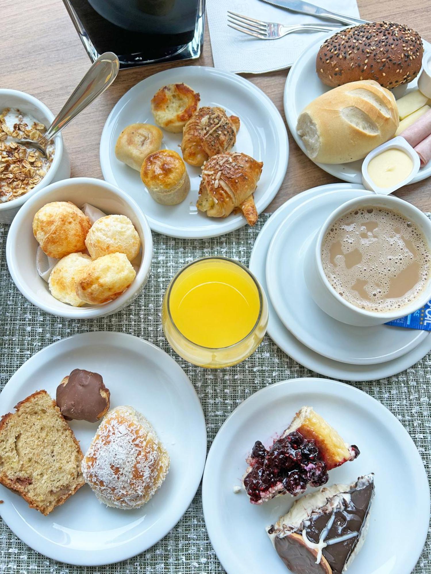 Allure Moema - Com Cafe Da Manha Opcional, Recepcao E Valet 24 Sao Paulo