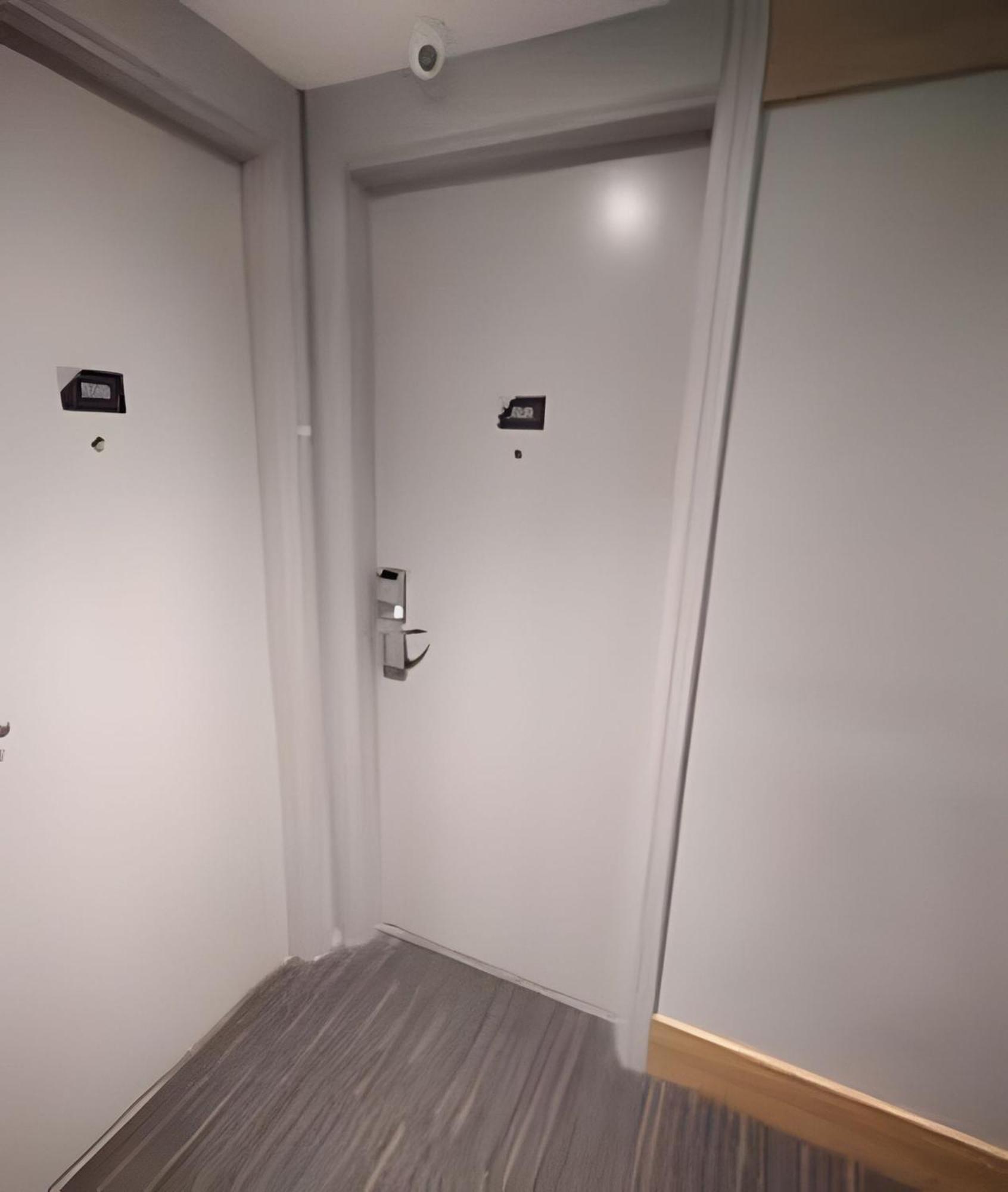 Hotel Uh 508 Flat Moema Av. Rouxinol 4*