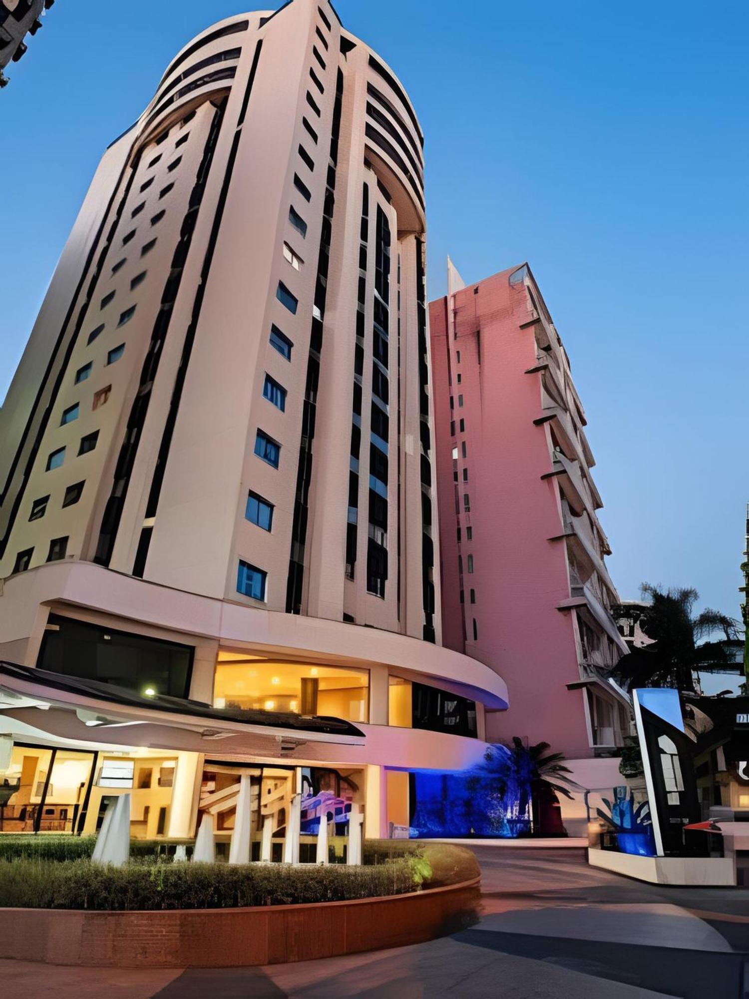 Uh 508 Flat Moema Av. Rouxinol 4*