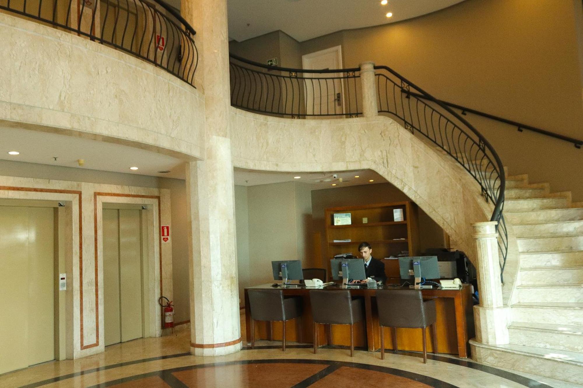 Av Jandira 501 Moema Ap 302 Apartment *