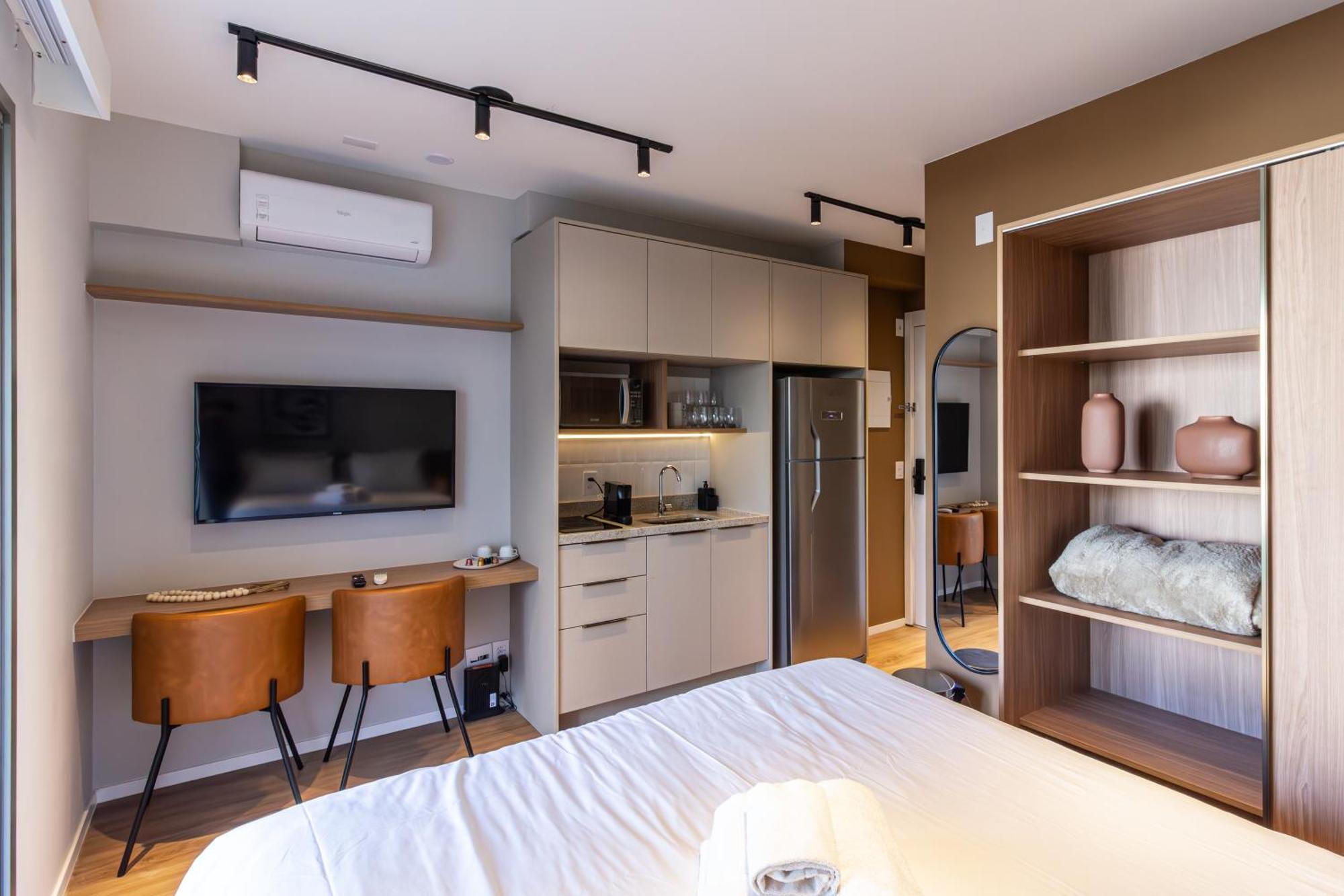 360 Paraiso Apartment *