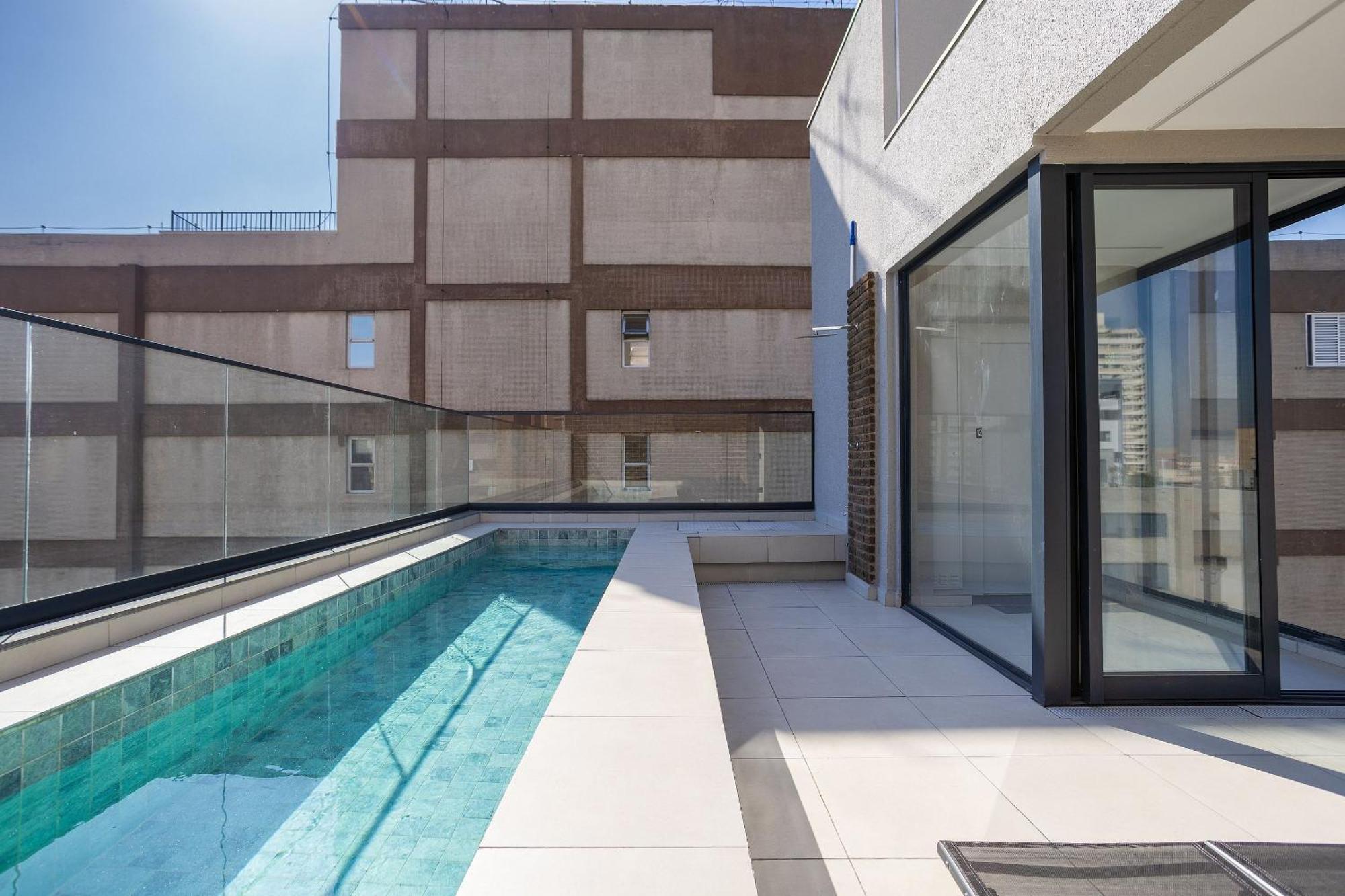 Step Up Paraiso Apartment