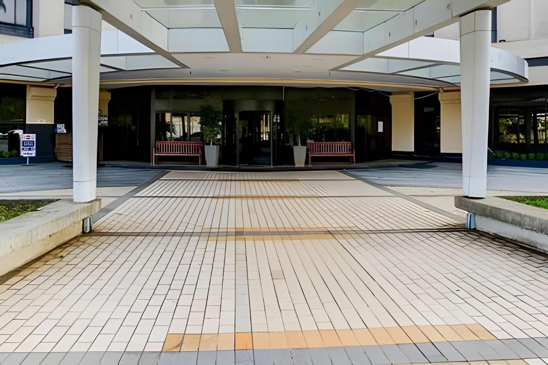 Hotel H1503 Luxo Flat Congonhas 4*