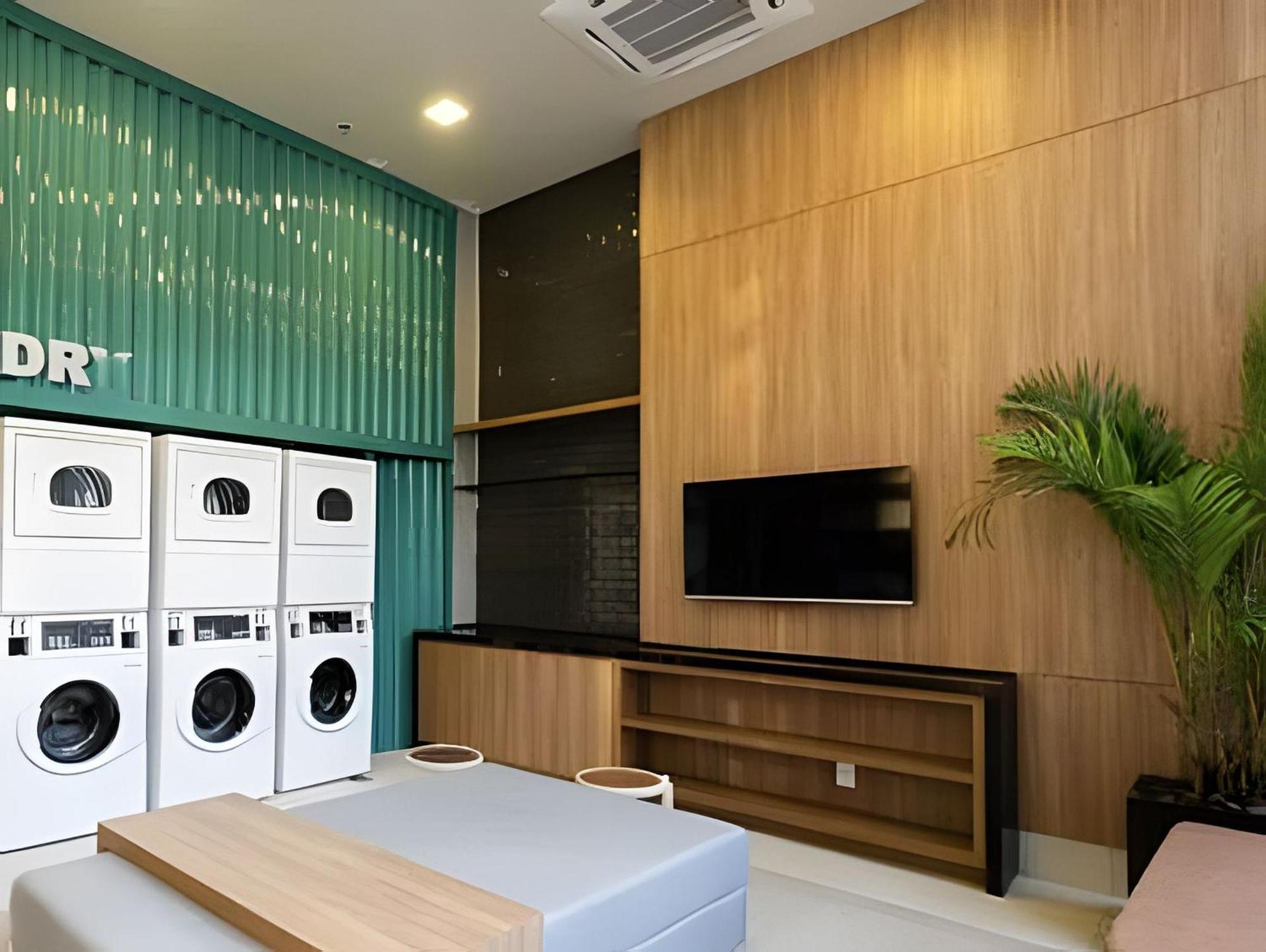 Maravilhoso Apto, Predio Premiado, 40 Metros 2 , Uma Wide Hilton Garden, Localizacao De Sao Paulo, Metro Fradique Coutinho, Garagem Inclusa São Paulo