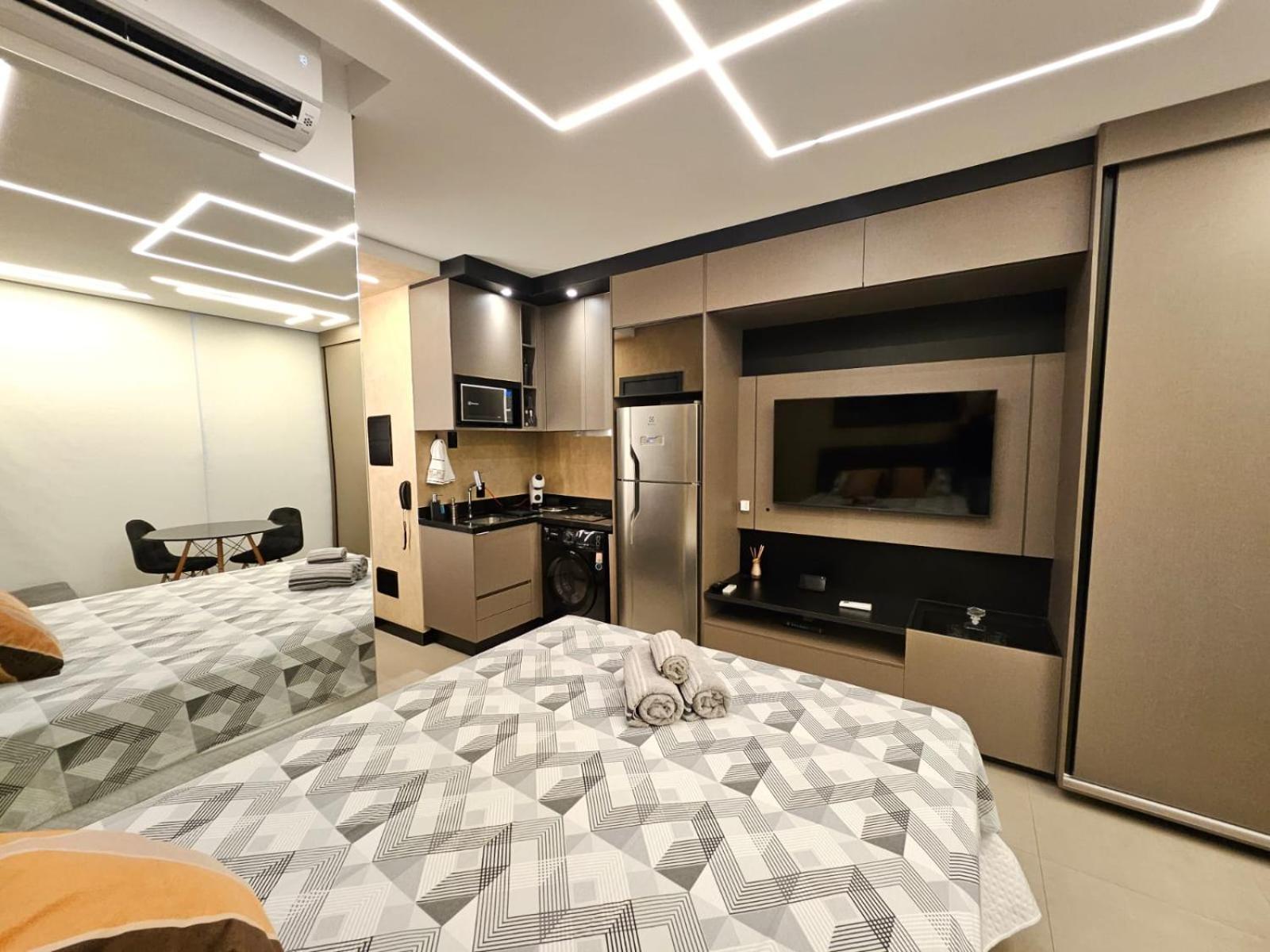 Vn Turiassu - Confortavel E Sofisticado Studio, 2 Min Do Allianz Apartamento São Paulo