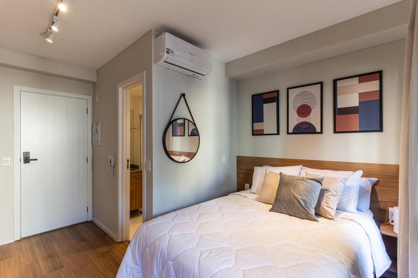 360 Pamplona Apartemen *