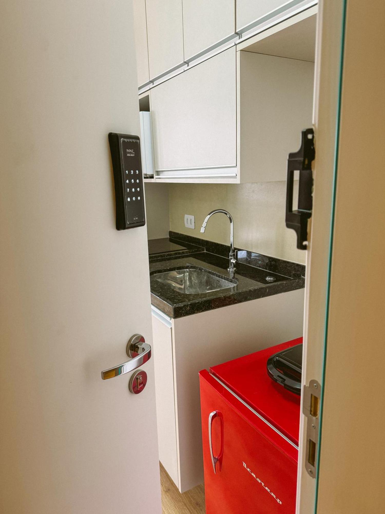 Apartment In - 100m Metro Saude, Loadd *