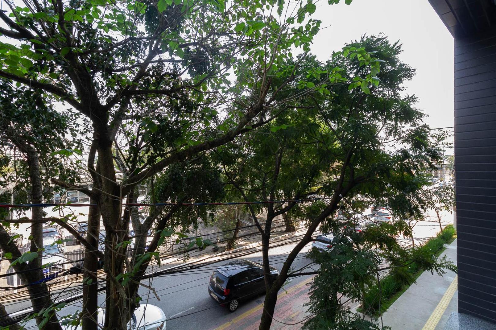 Confortavel E Com Varanda No Alto Da Boa Vista Căn hộ