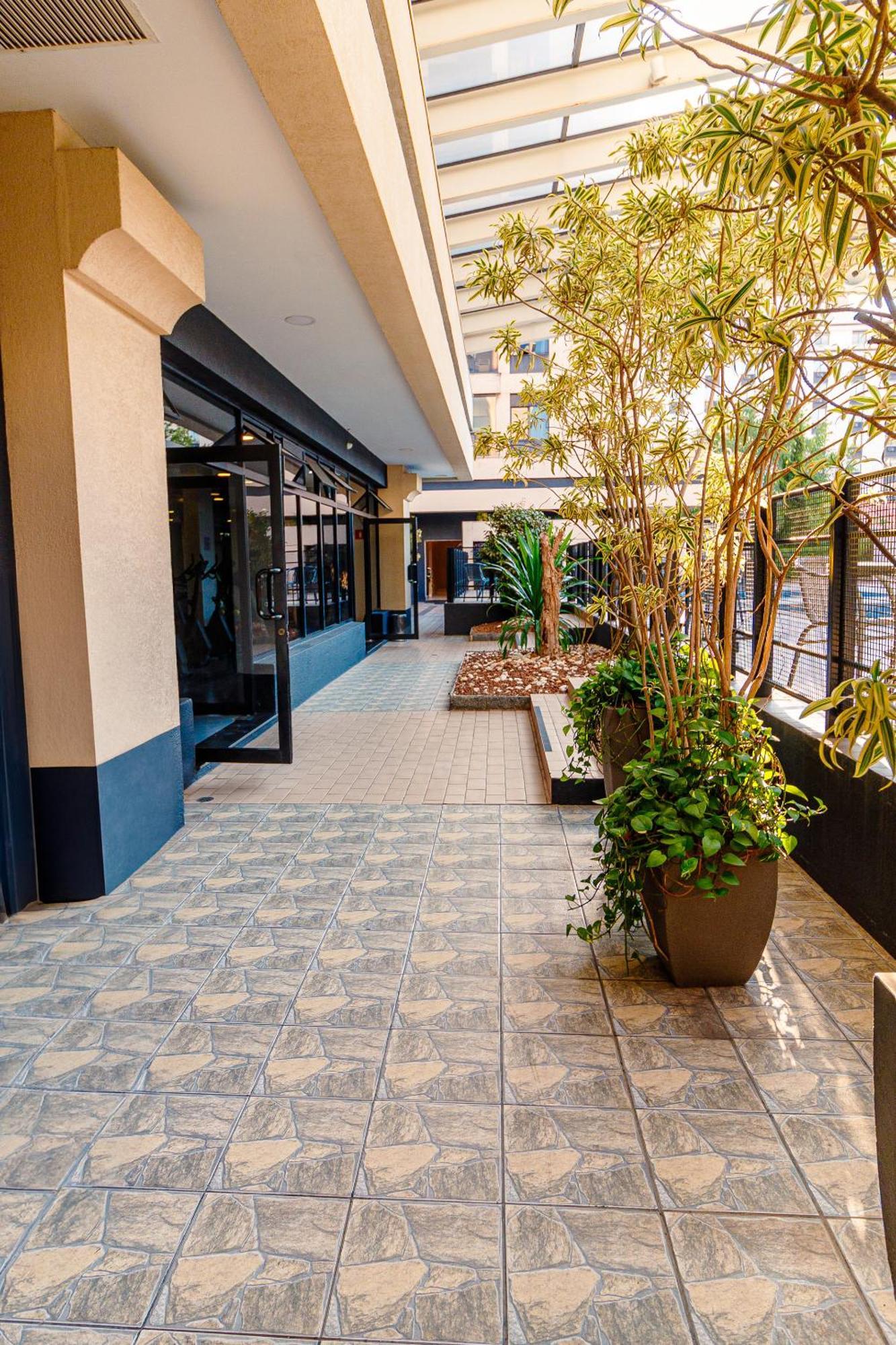 Flat Nobile Congonhas Em Frente Ao Aeroporto - H614 Hotel