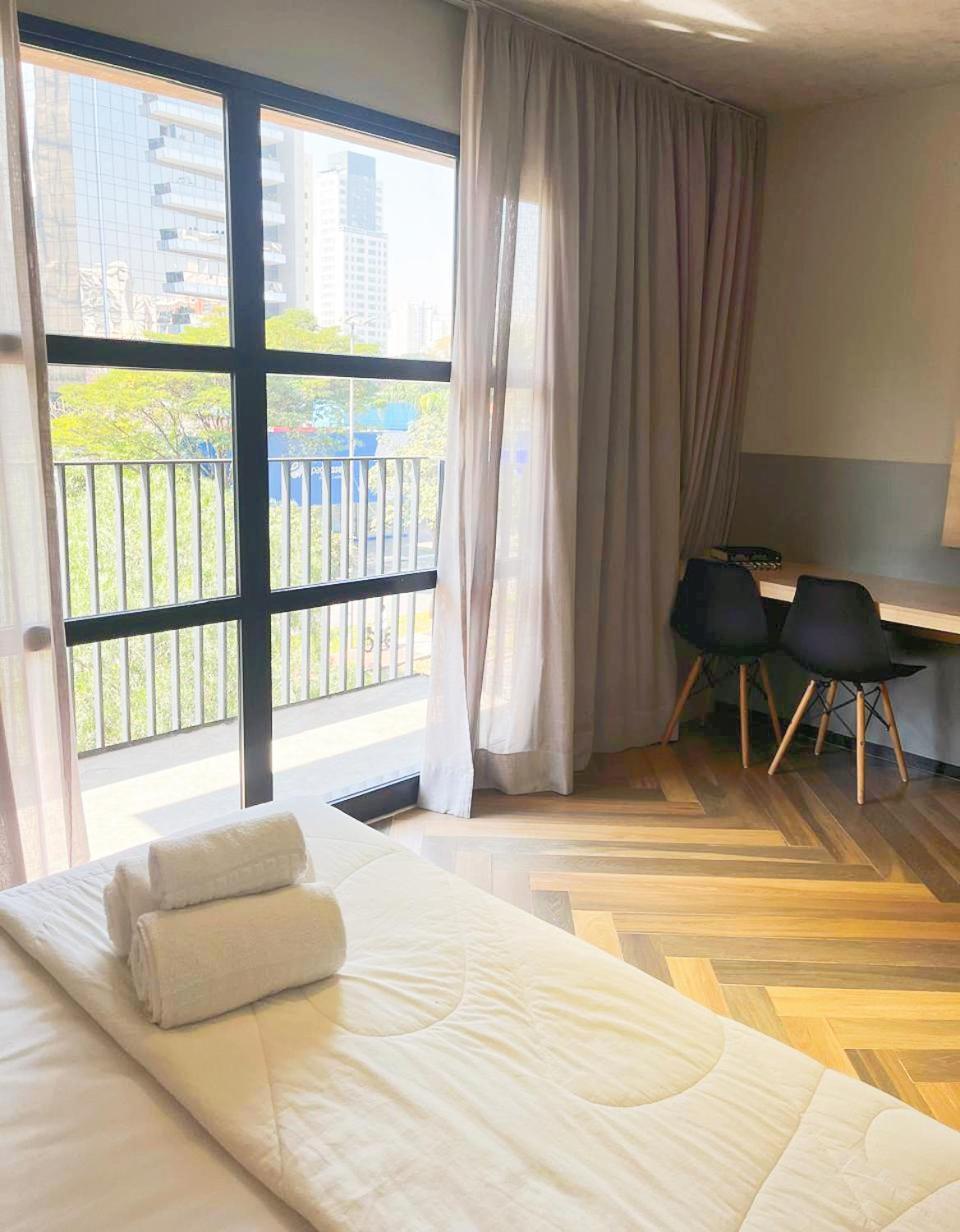 Housi Faria Lima São Paulo