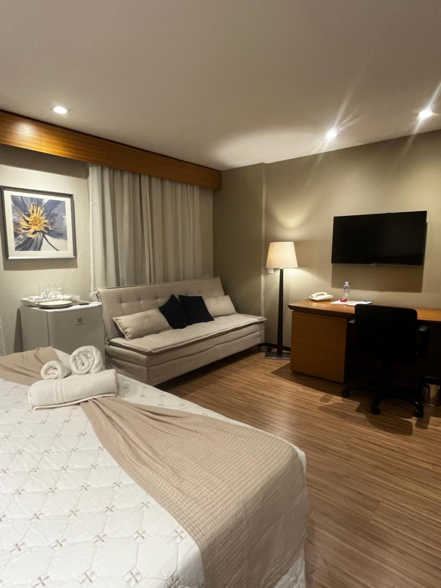 Flat 246 , Avenida Ibirapuera 2927, Moema-sao Paulo -