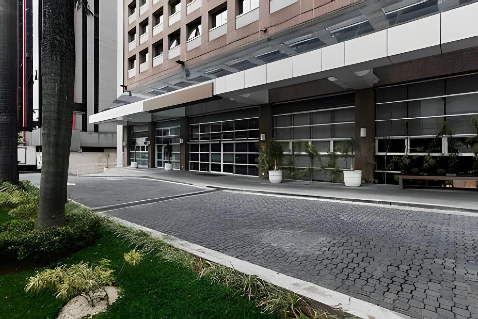 Hotel Flat R. Maestro Cardim Benef Portuguesa 4*
