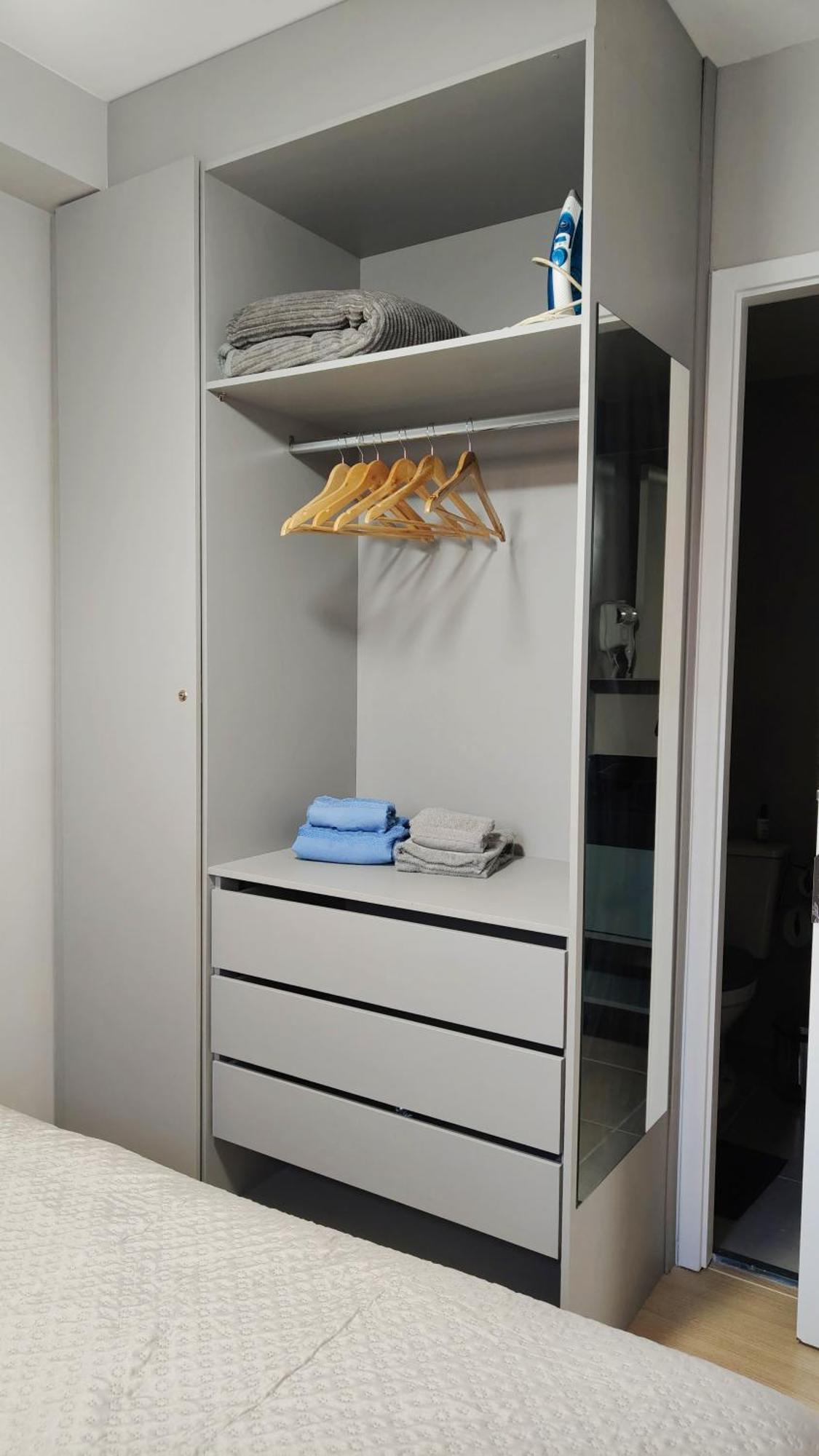 04 - Apto Liberdade Se 500'metro Apartment *