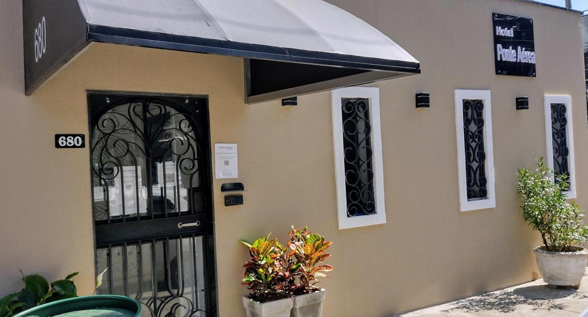 Hotel Ponte Aerea - Aeroporto De Congonhas 2*