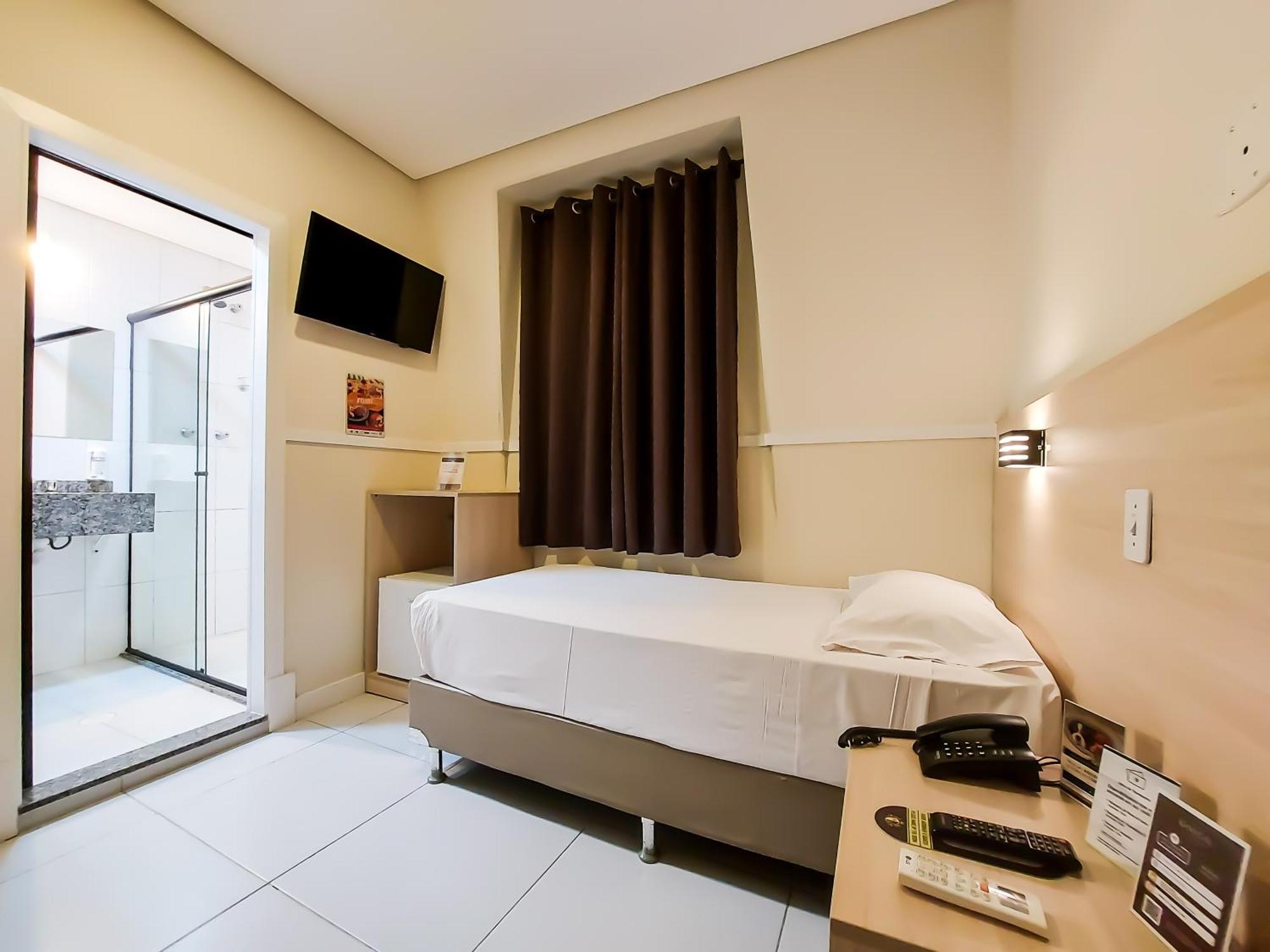 Itamarati Centro-republica Hotel
