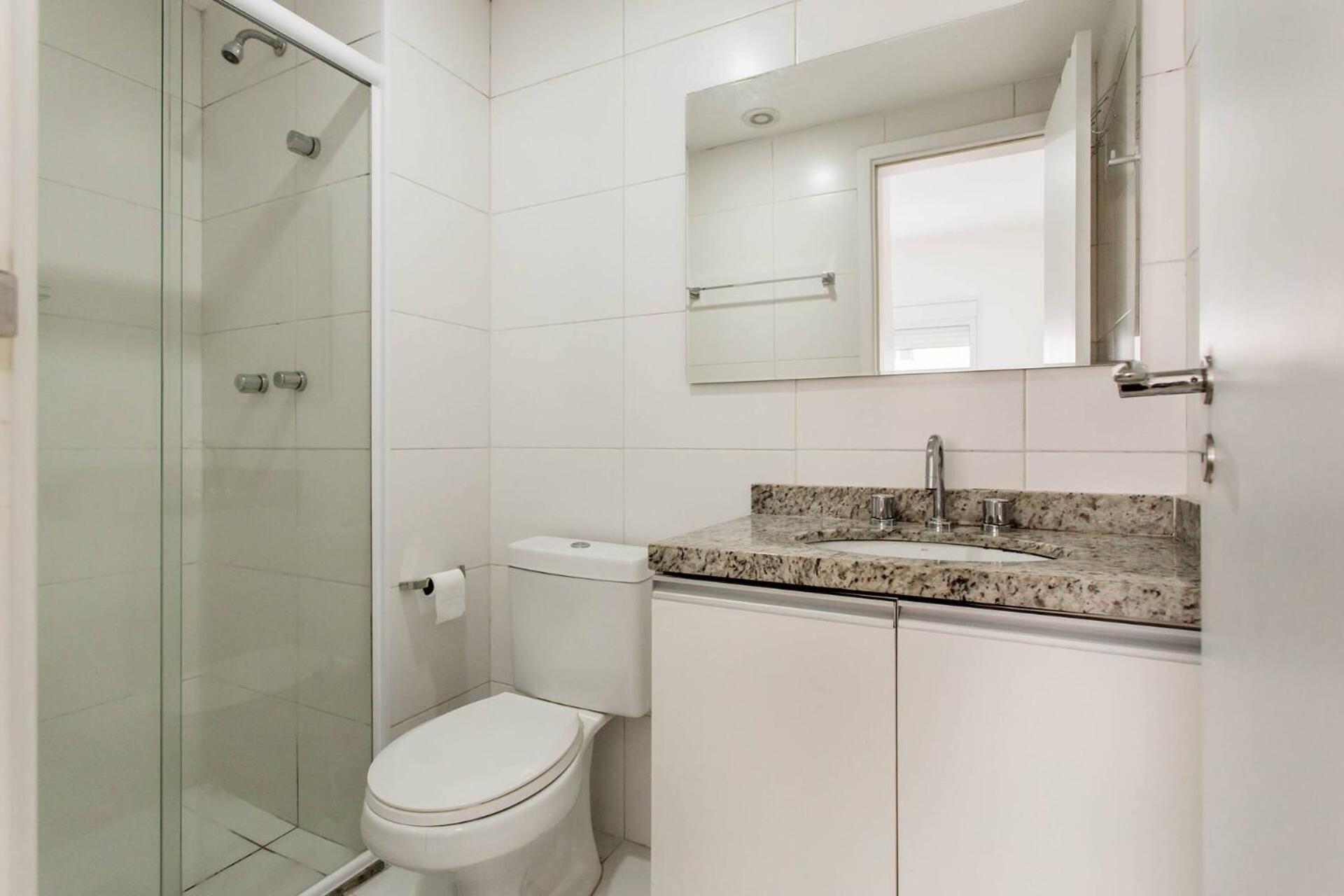 Very Pleasant And Practical Equipped Good Location Apartment *