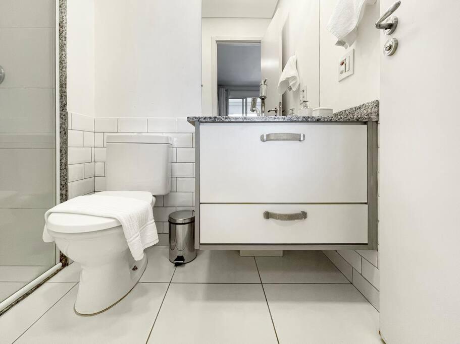 Private Airport View Kitchen Heat Open Pool * Sao Paulo