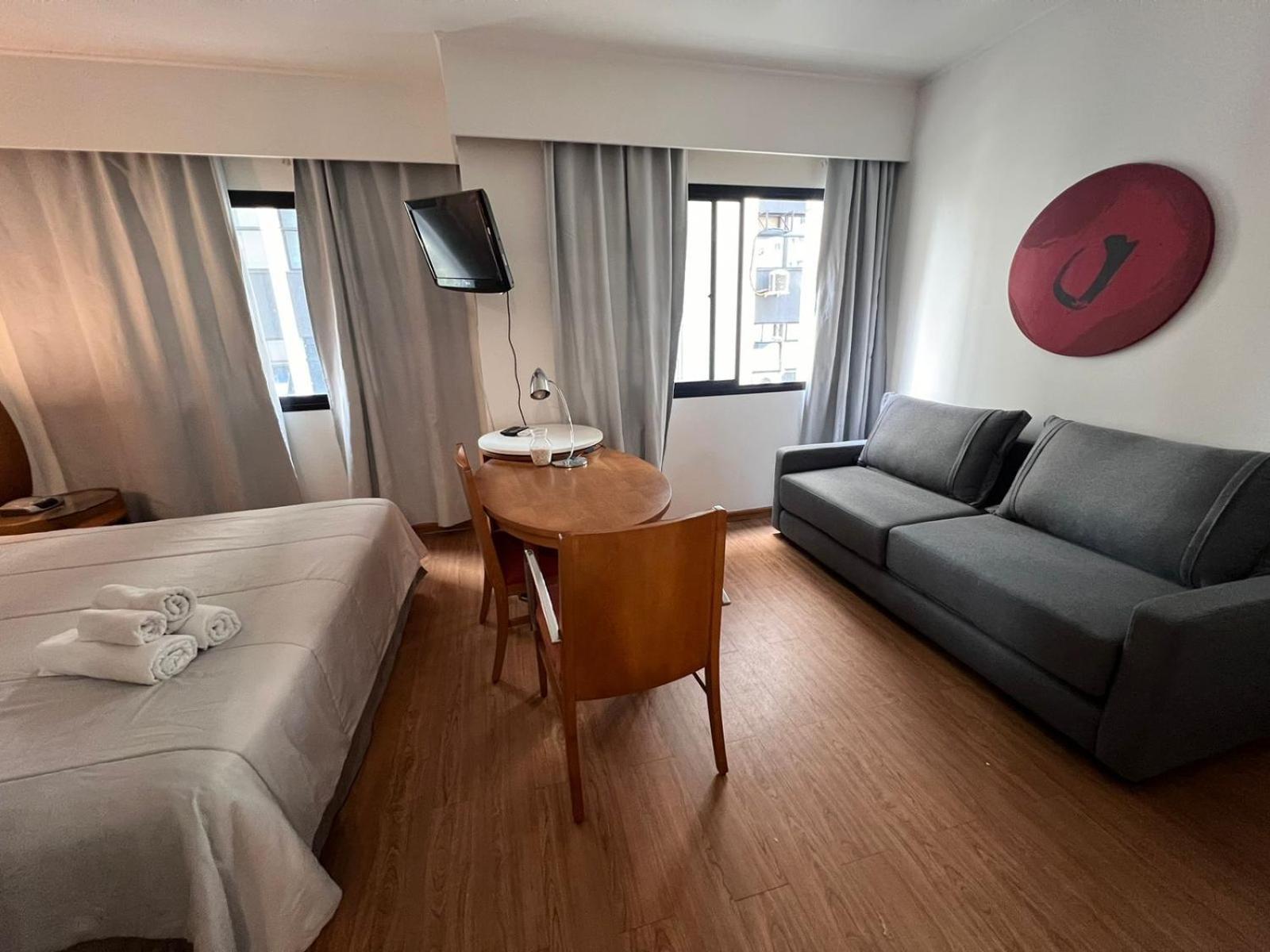 Otel Av Rouxinol 57 Moema 09