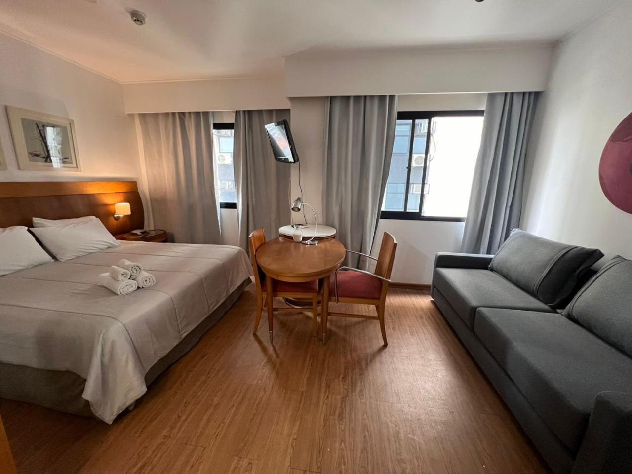 Otel Av Rouxinol 57 Moema 09