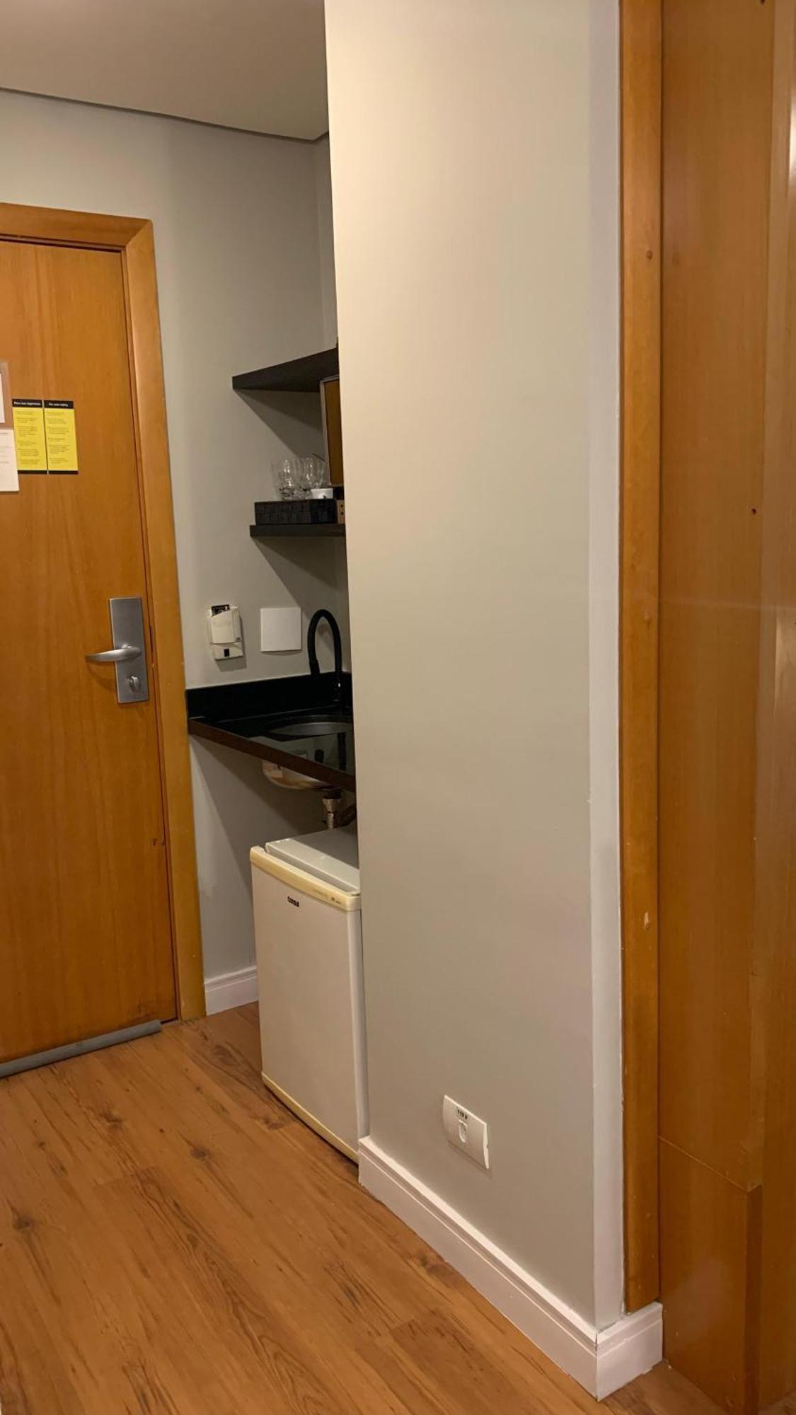 Aparthotel Flat Confortavel Prox Ibirapuera E Jardins Com Garagem Sao Paulo