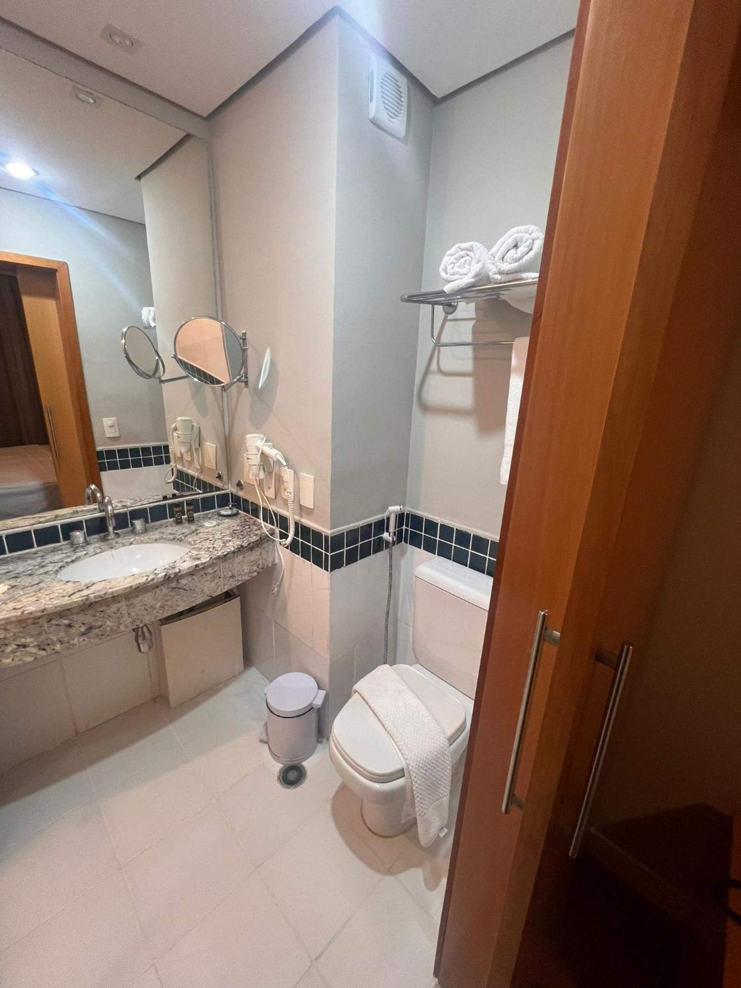 Flat Confortavel Prox Ibirapuera E Jardins Com Garagem Aparthotel *