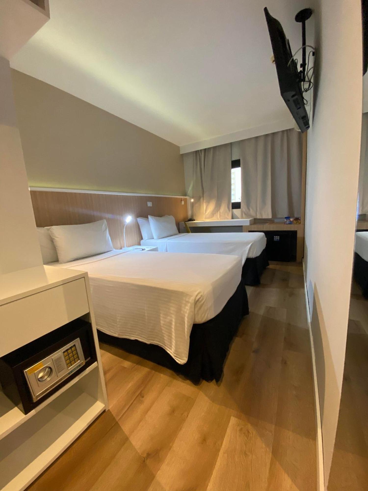 Otel Wz Jardins