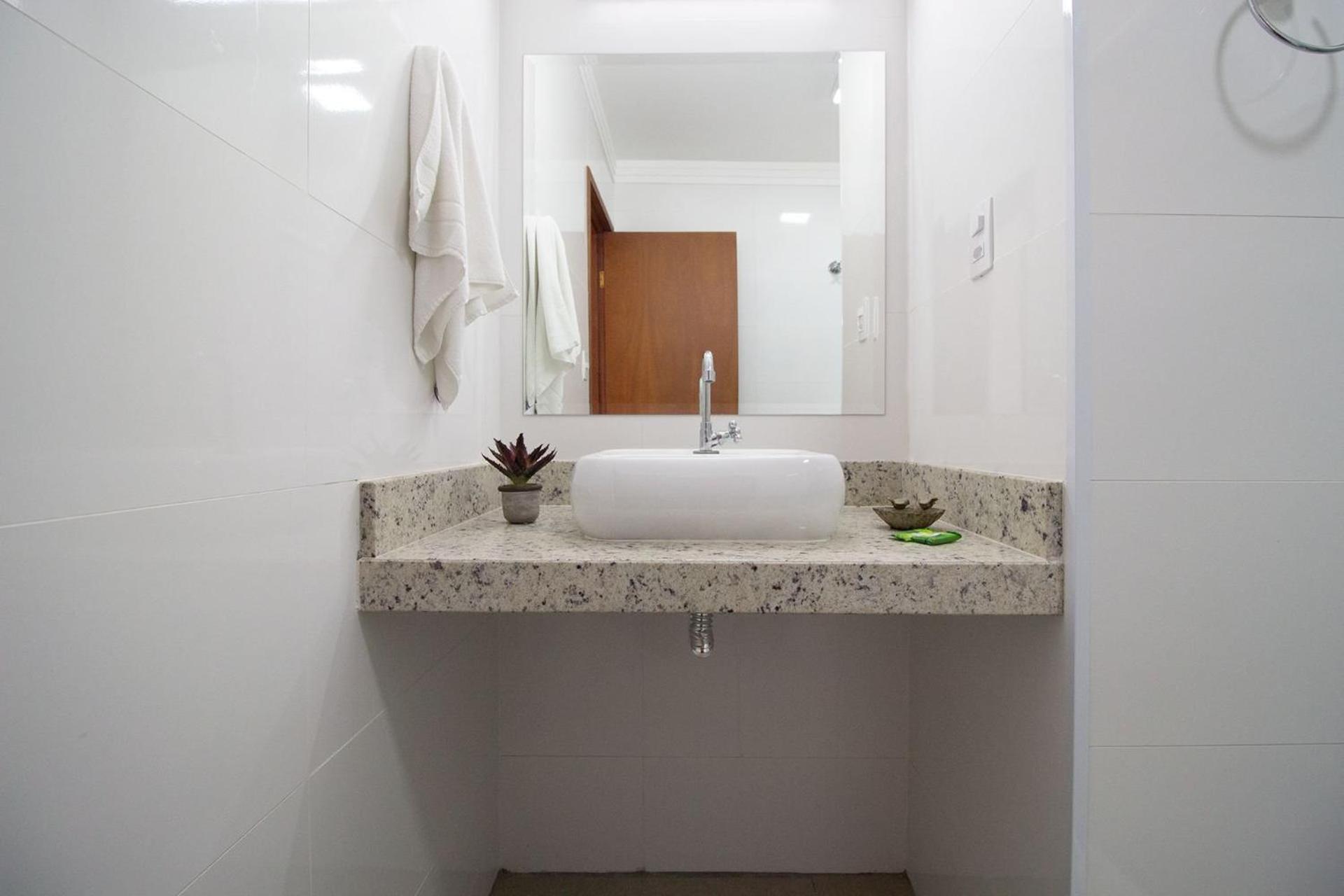 Apartamento Ape 100 M² Com Terraco Amplo, Garagem E A/c
