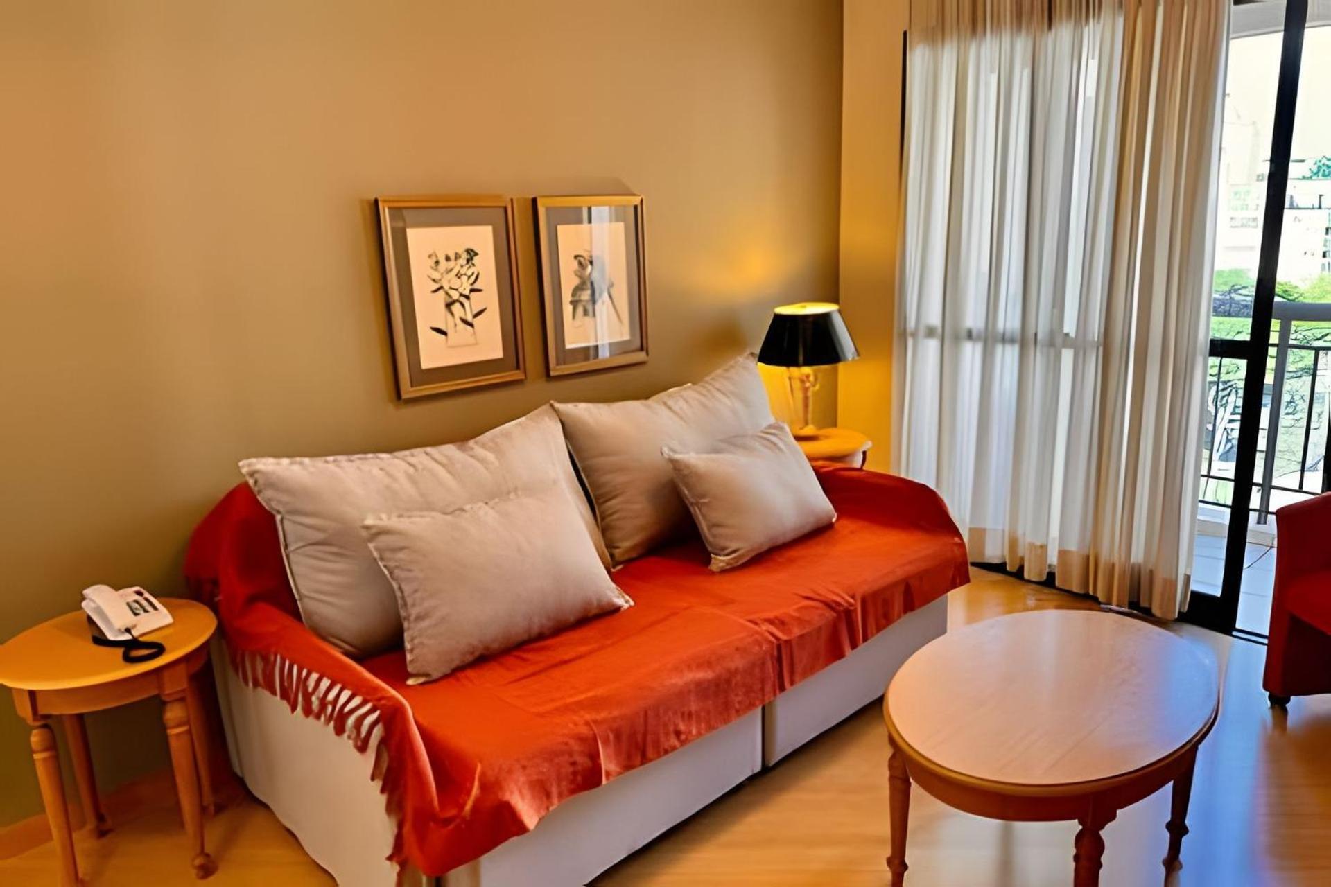 Flats Em Moema: Metro, Wifi, Ar E Manobrista Apartment