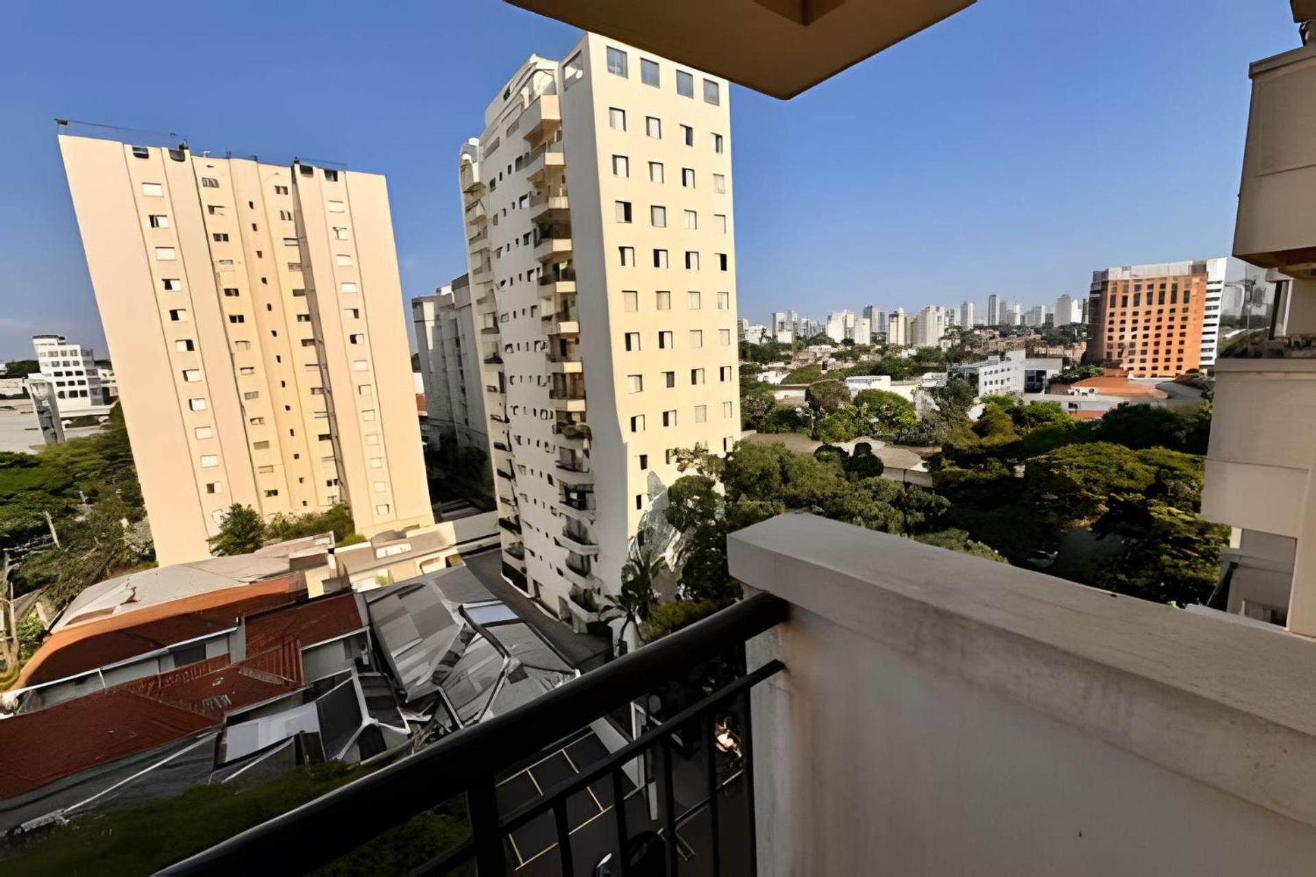 Apartment Flats Em Moema: Metro, Wifi, Ar E Manobrista *