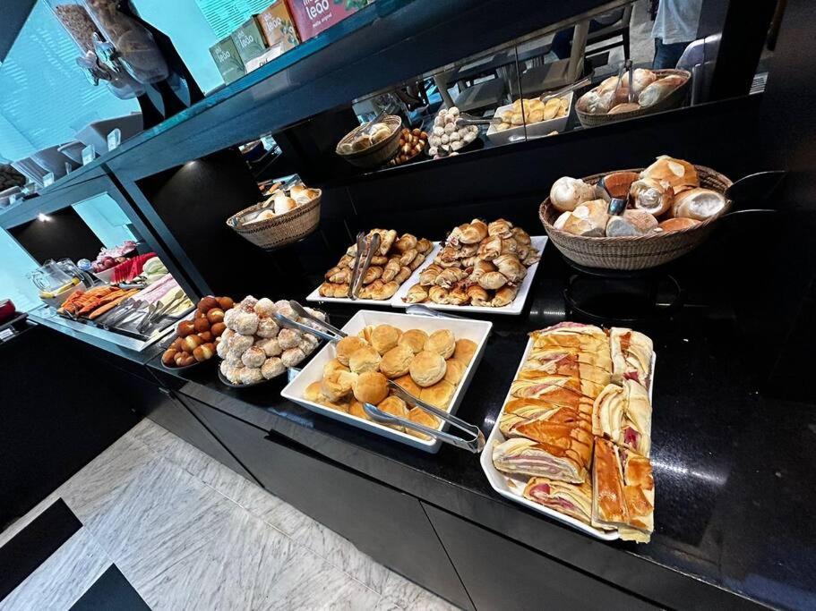 Espacoso Flat A 5 Min Da Av Paulista E Metro Paraiso - Mariana *