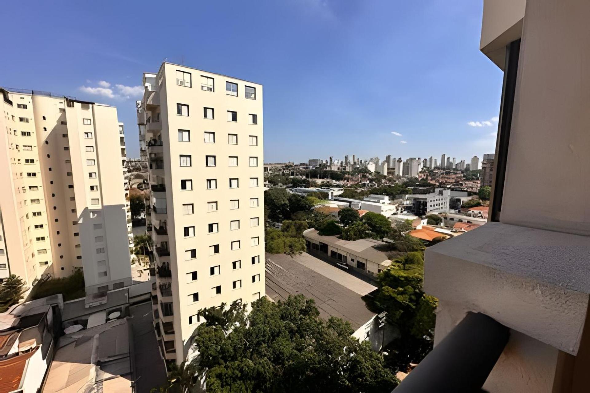 Flats Em Moema: Metro, Wifi, Ar E Manobrista Sao Paulo