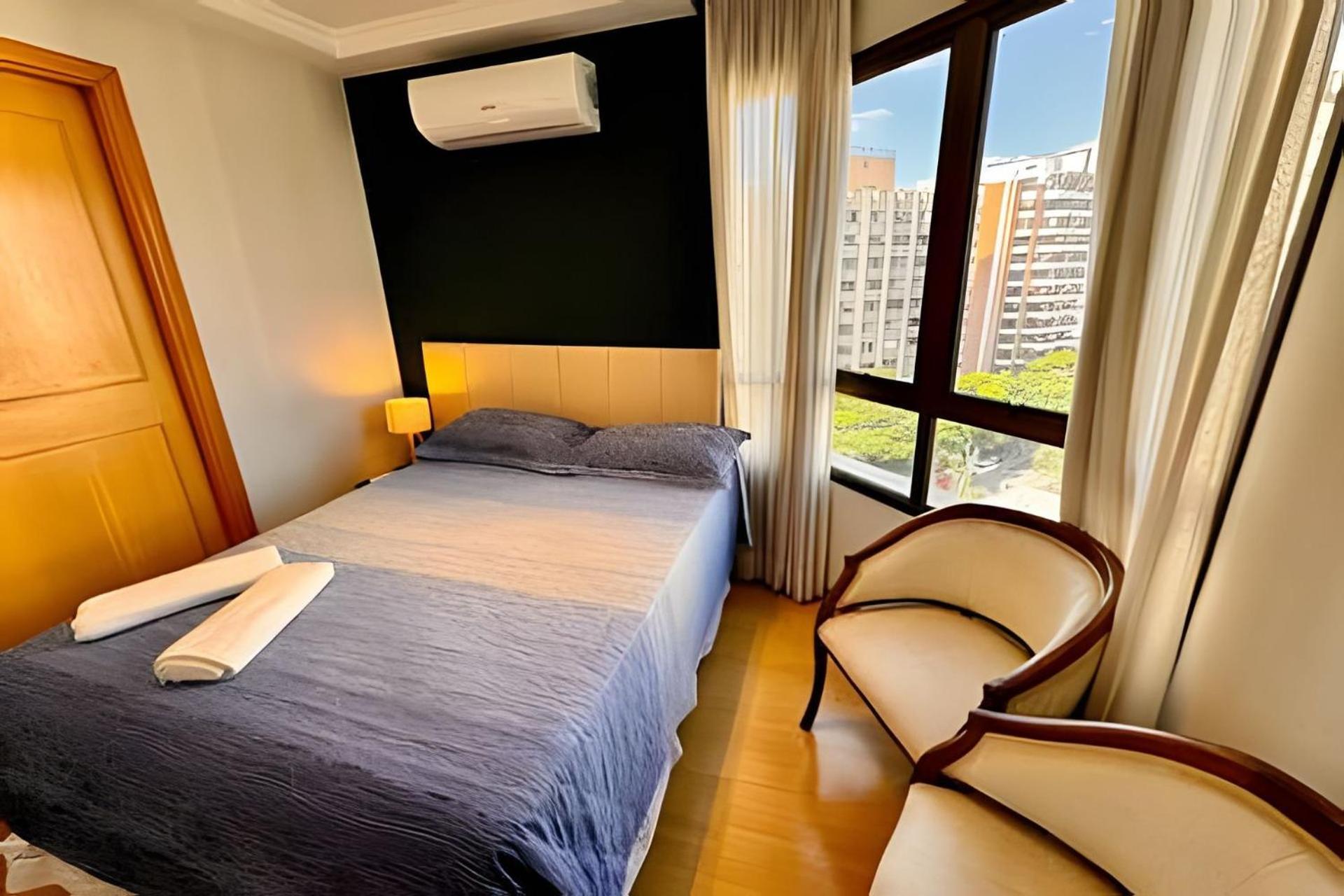 Flats Em Moema: Metro, Wifi, Ar E Manobrista Sao Paulo
