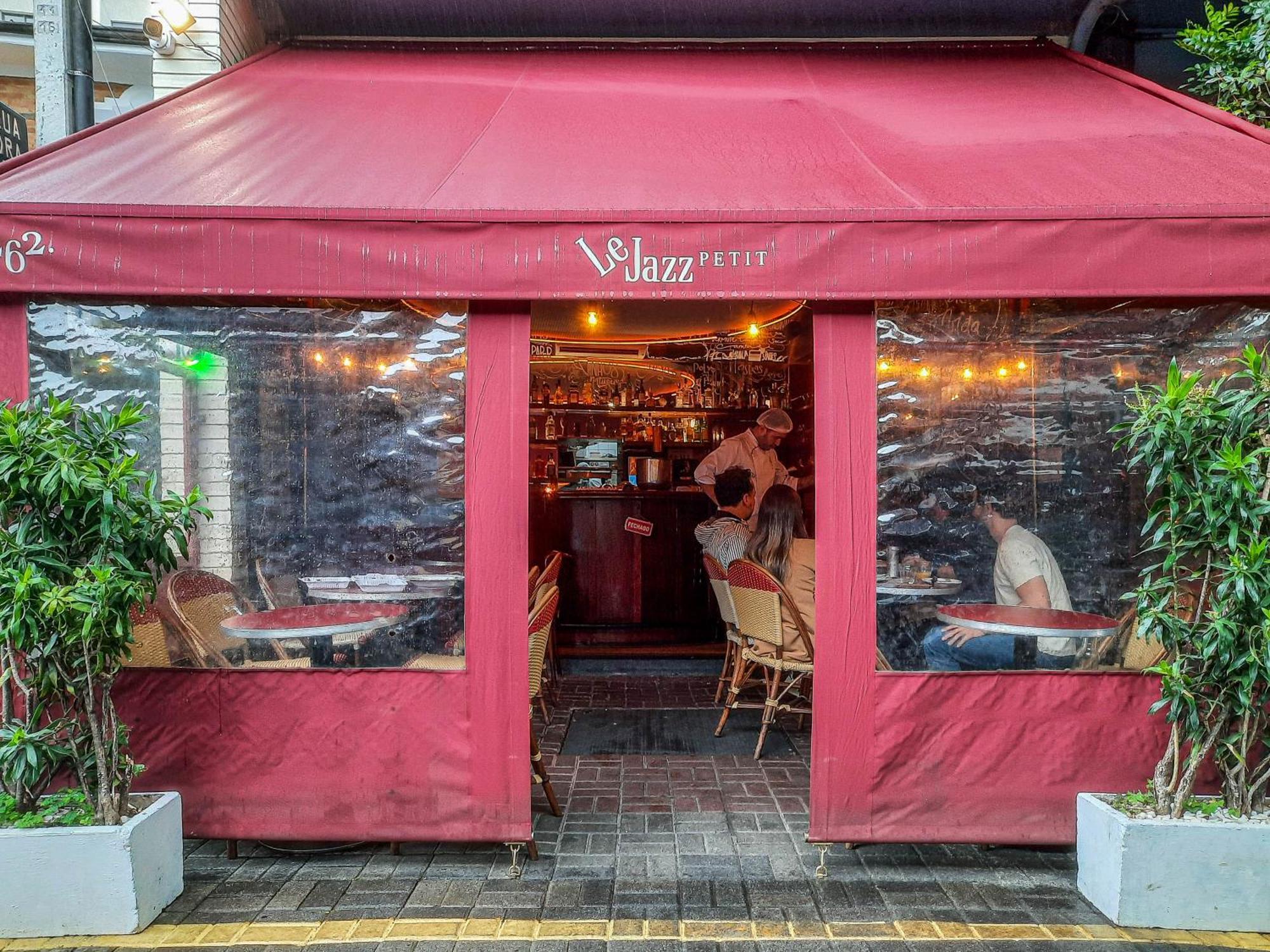 Căn hộ Predio Com Rooftop E Cafe Da Manha Ao Lado Da Faria Lima - Jfl