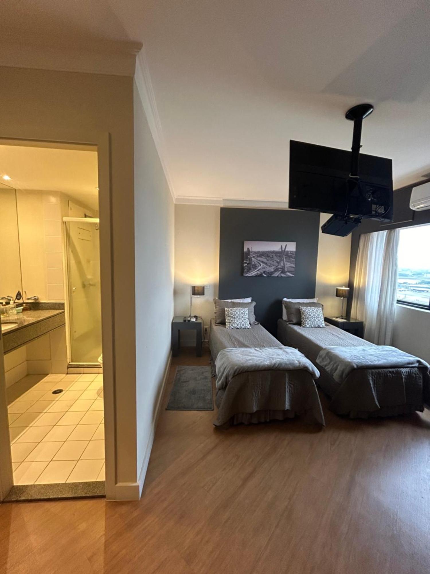 Apartemen Flat Aeroporto Congonhas Nobil Vista Pista Garagem Gratis 2005