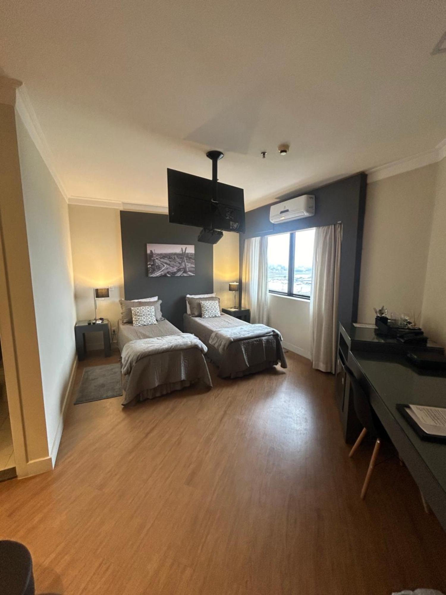 Flat Aeroporto Congonhas Nobil Vista Pista Garagem Gratis 2005 Apartemen *