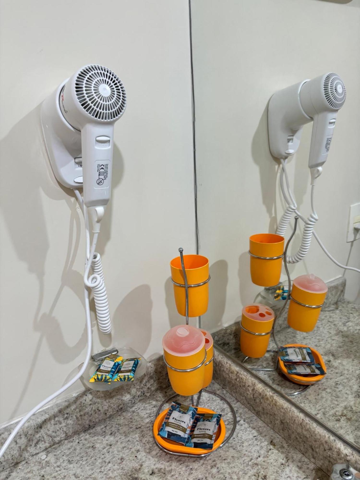 Flat Biena Sena Madureira Mariana Com Cozinha Garagem Gratis 505 Hotel 3*