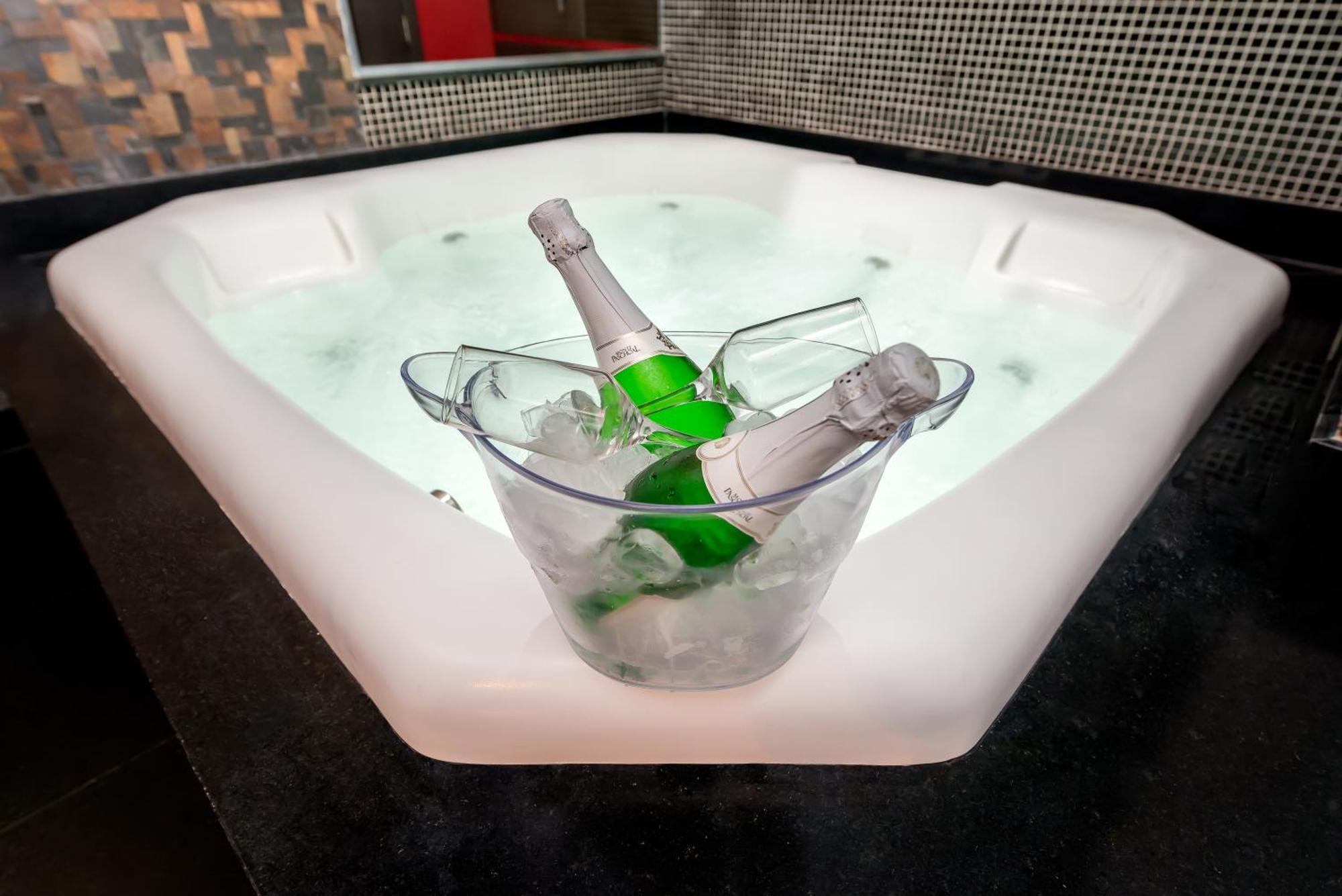 Zapt - Adults Only Liebeshotel