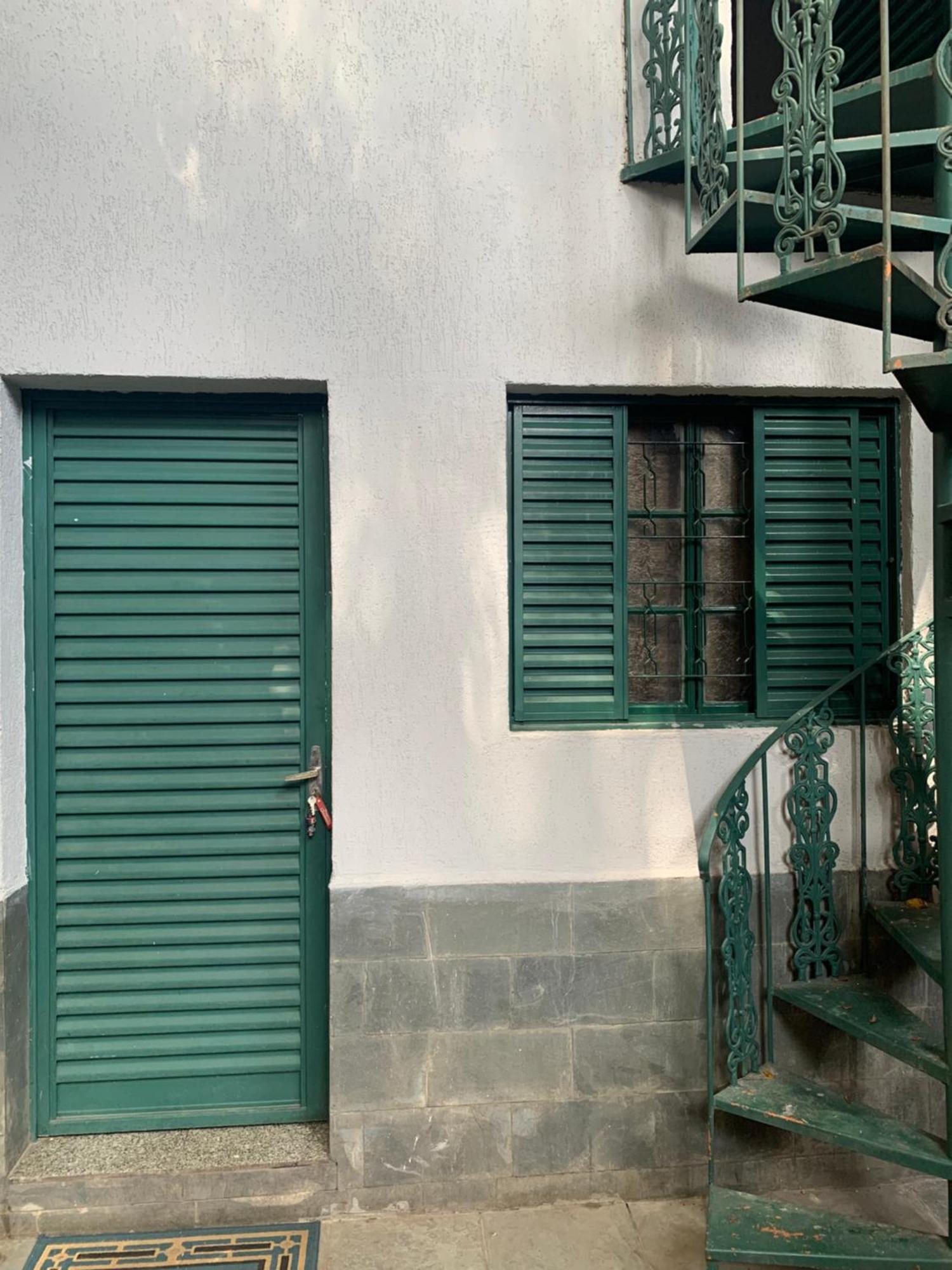 Wisma tamu Individual *