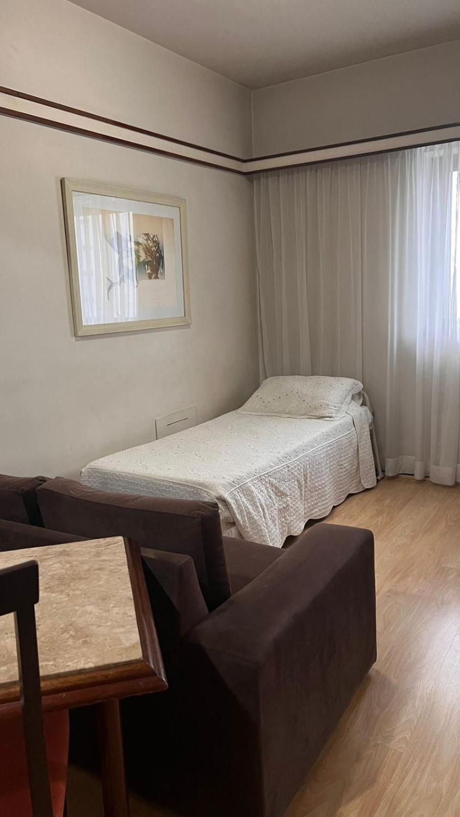 Le Premier Aparthotel *