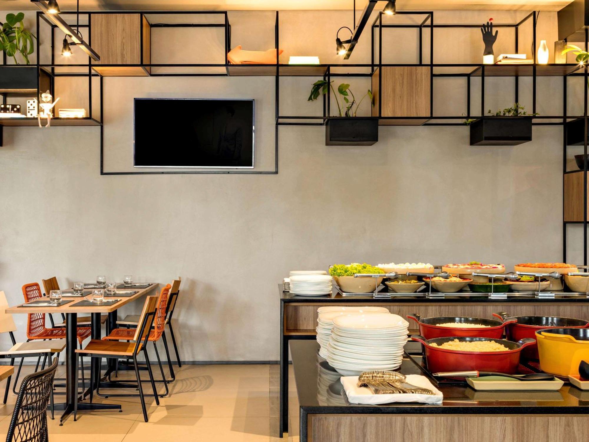 Khách sạn Ibis Barra Funda São Paulo