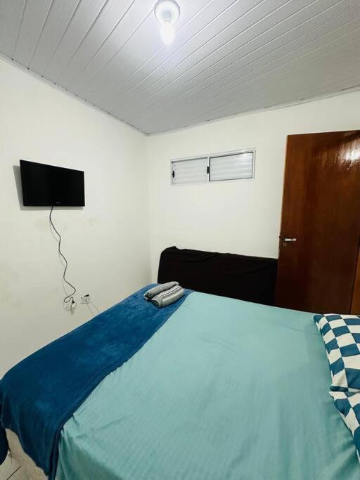Kitnet Mobiliada Casa Zn Cod 10 Apartment