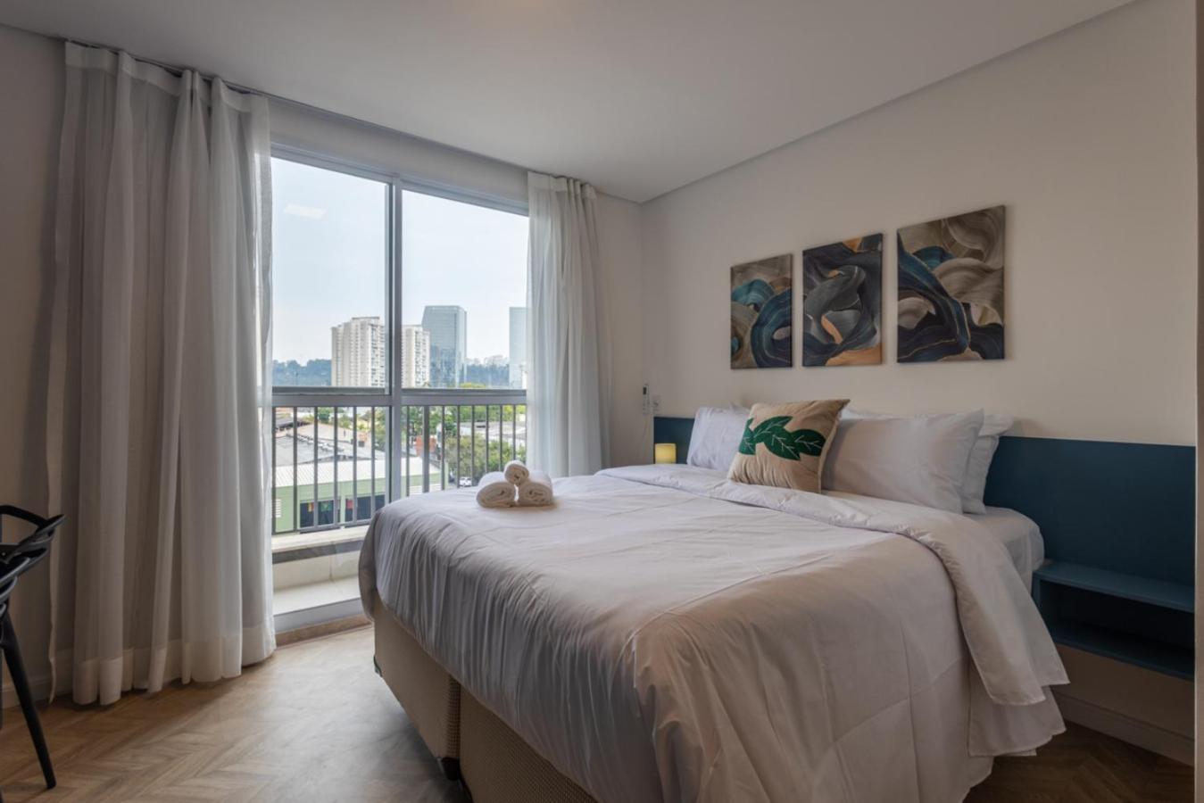 360 Nacoes Unidas Apartment *
