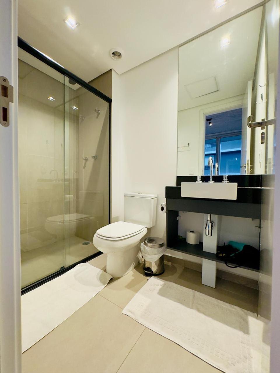 Flat Confortavel E Espacoso Na Frei Caneca! Apartment *