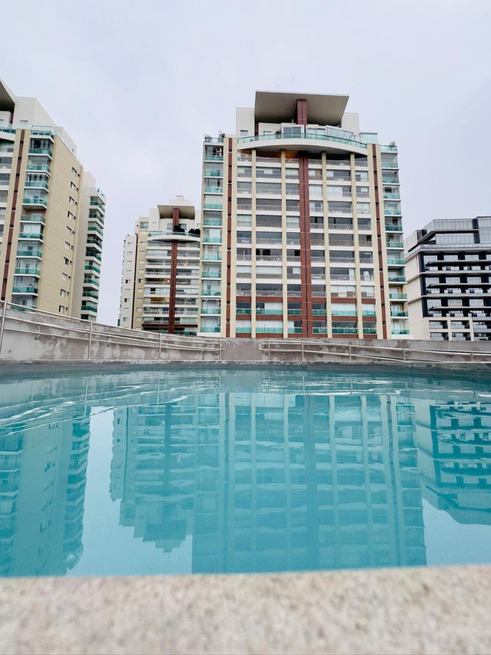 Flat Confortavel E Espacoso Na Frei Caneca! Apartment *