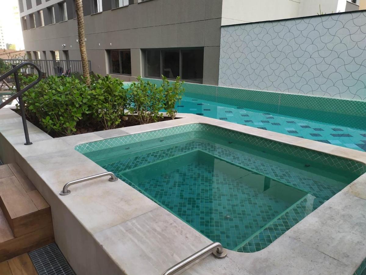 Fl1705 | Ape Na Faria Lima C/ Piscina Academia Metro Sao Paulo