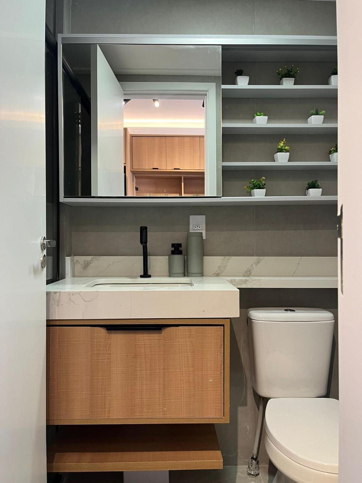 V505 - Loft Lindo | Prox. Metro Sta Cruz Apartment *