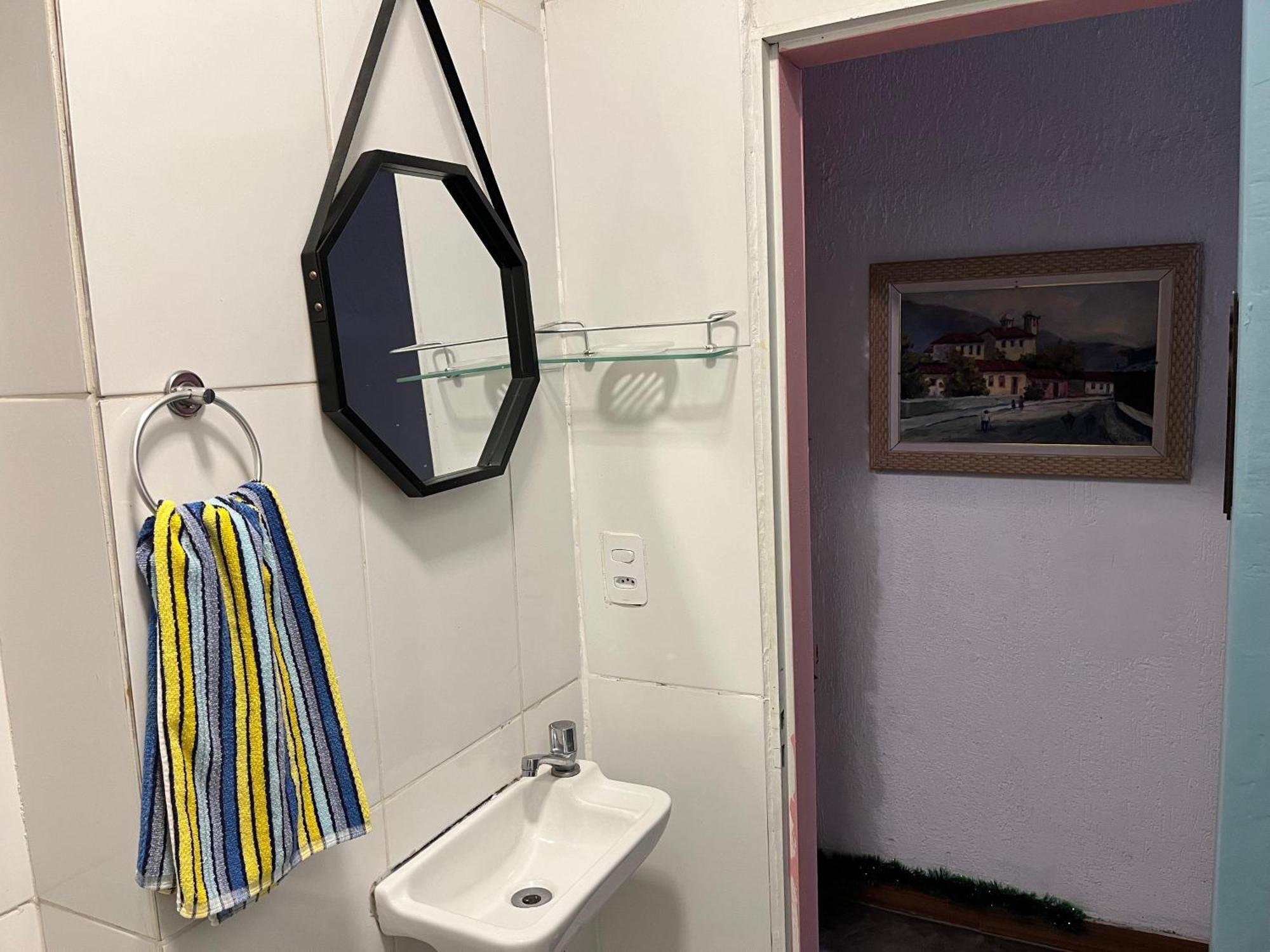 Hostel Casa Da Vo Lila - Quartos Privativos Ao Lado Do Metro Mariana E Ana Rosa! Seu Cantinho Em Sp