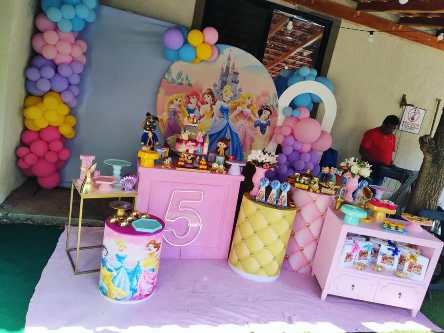 Holiday home Casa Com Piscina Climatizada E Eventos Day Use *