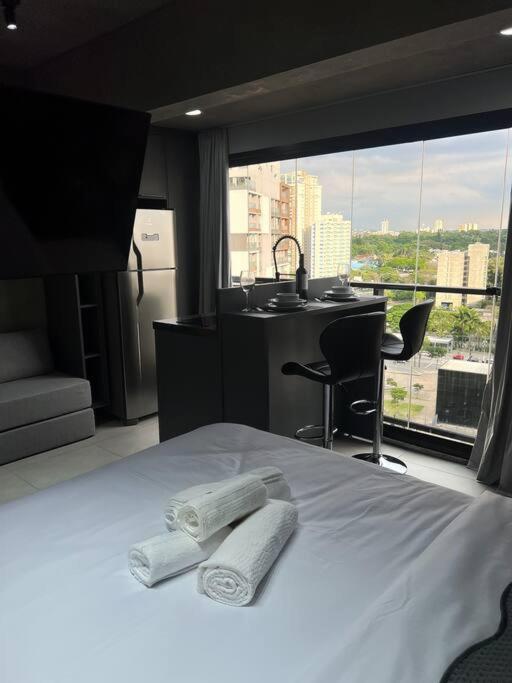 Executivo A 230m Do Metro Brooklin Apartment